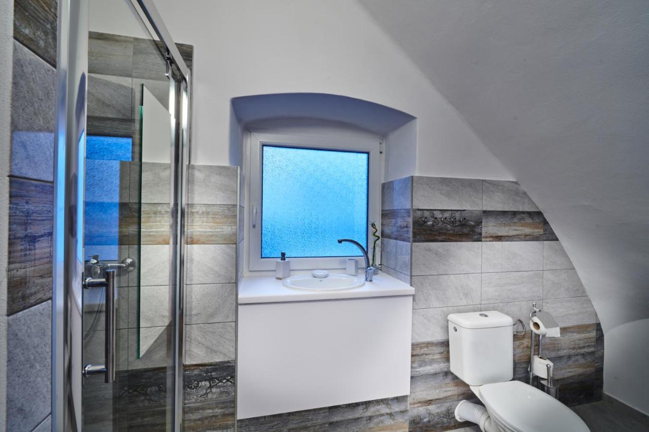 Apartman Bb Centrum Banská Bystrica Exteriör bild