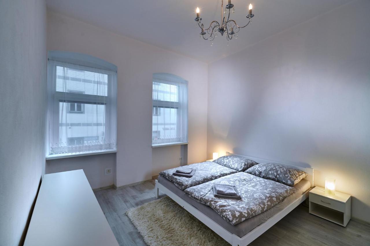 Apartman Bb Centrum Banská Bystrica Exteriör bild